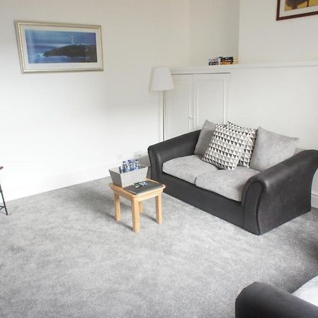 Flat 2 Opposite Travel Lodge 科尔温湾 外观 照片