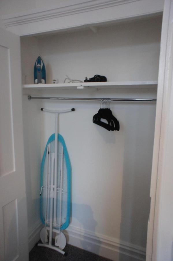 Flat 2 Opposite Travel Lodge 科尔温湾 外观 照片