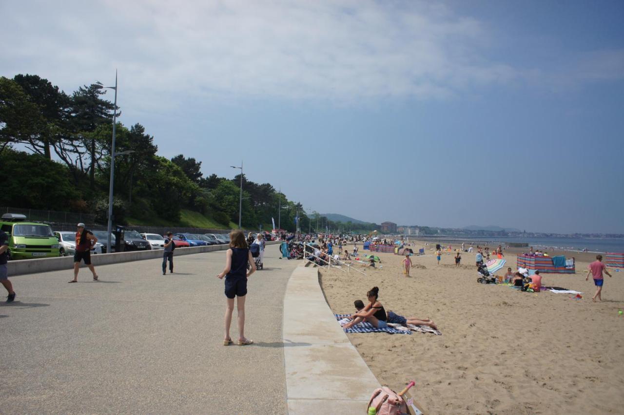Flat 2 Opposite Travel Lodge 科尔温湾 外观 照片